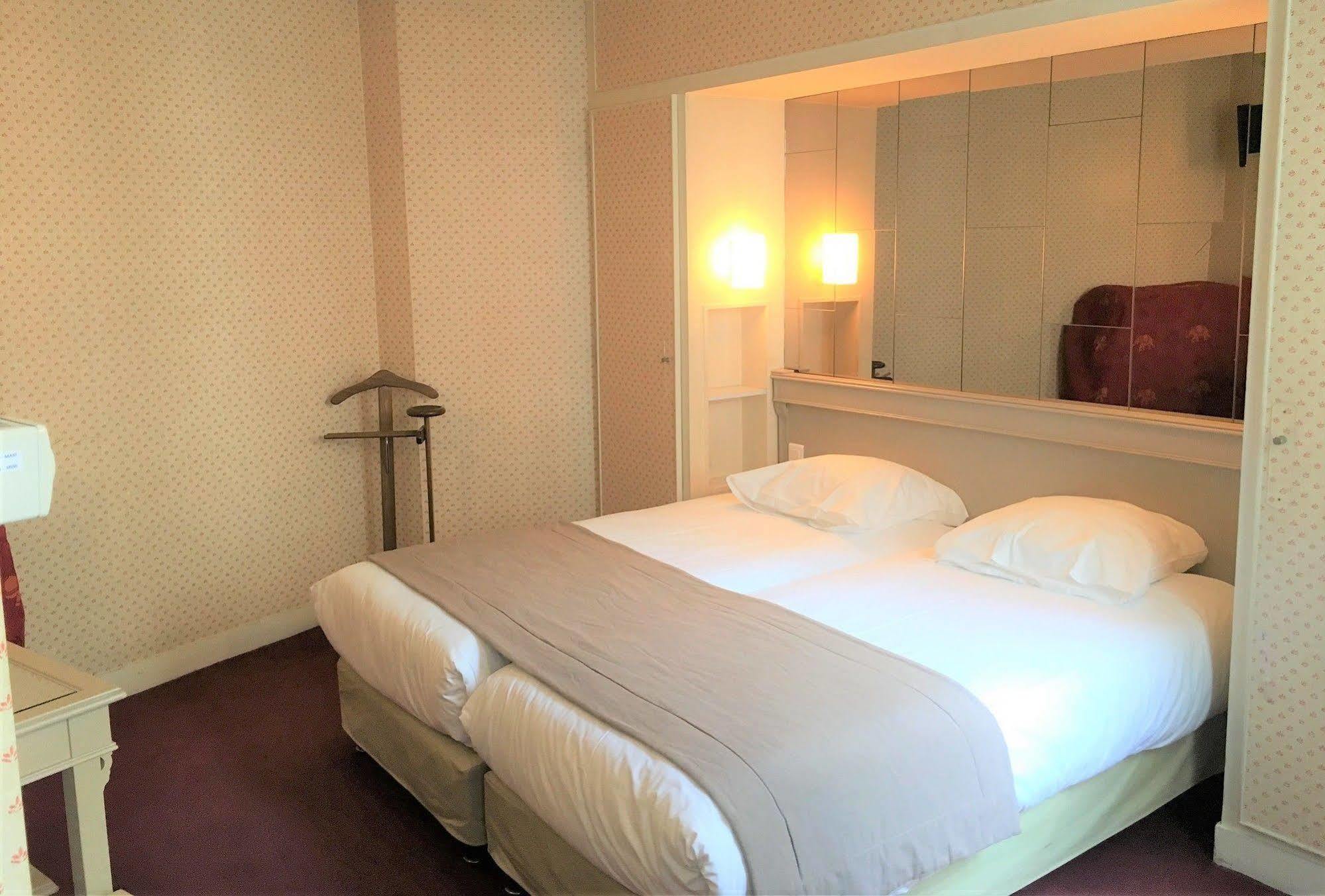 Hôtel Eiffel Kensington Paris Extérieur photo